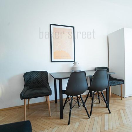 One Bedroom Apartment Close To Prague Castle Praga Exterior foto